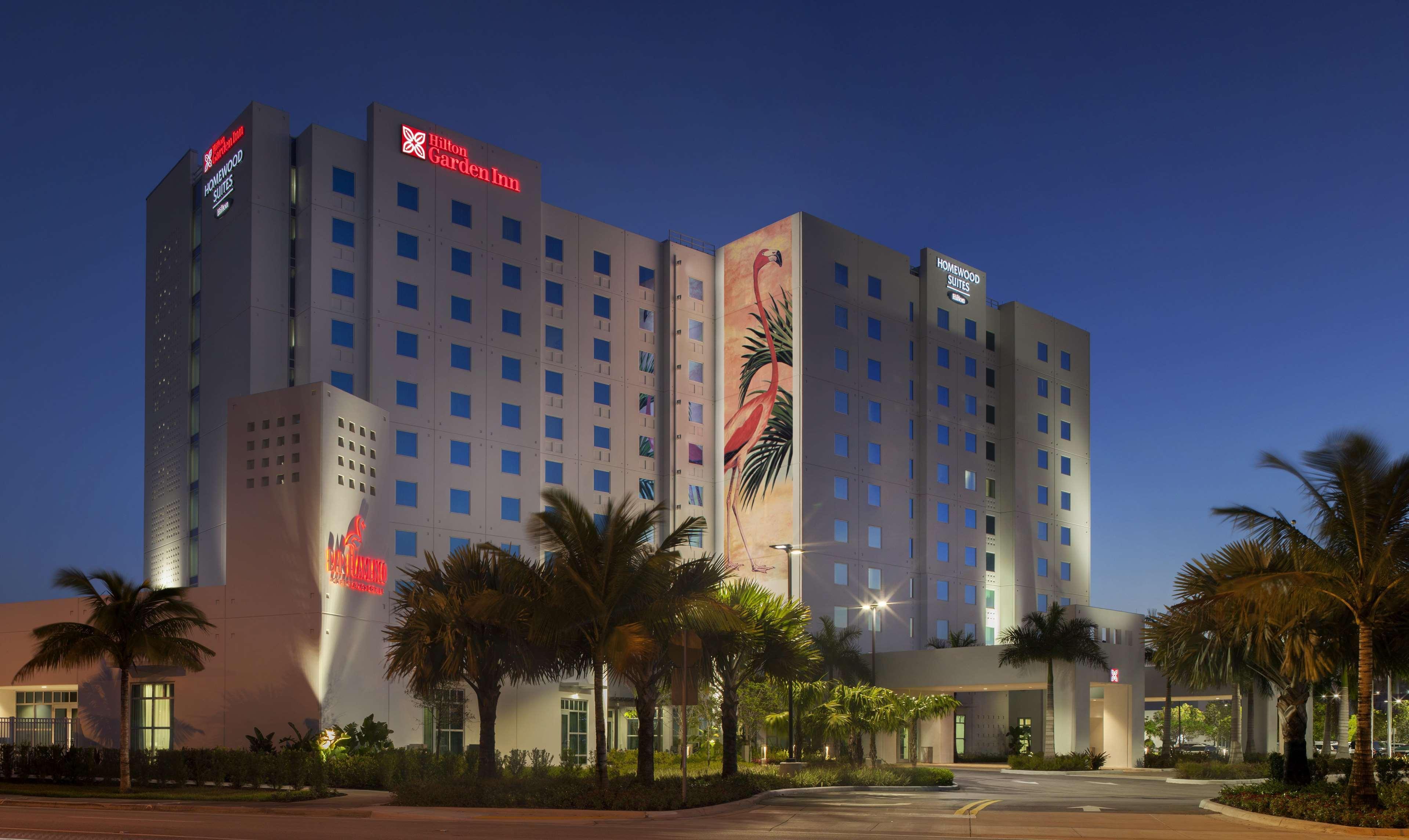 Homewood Suites By Hilton Miami Dolphin Mall Exterior photo